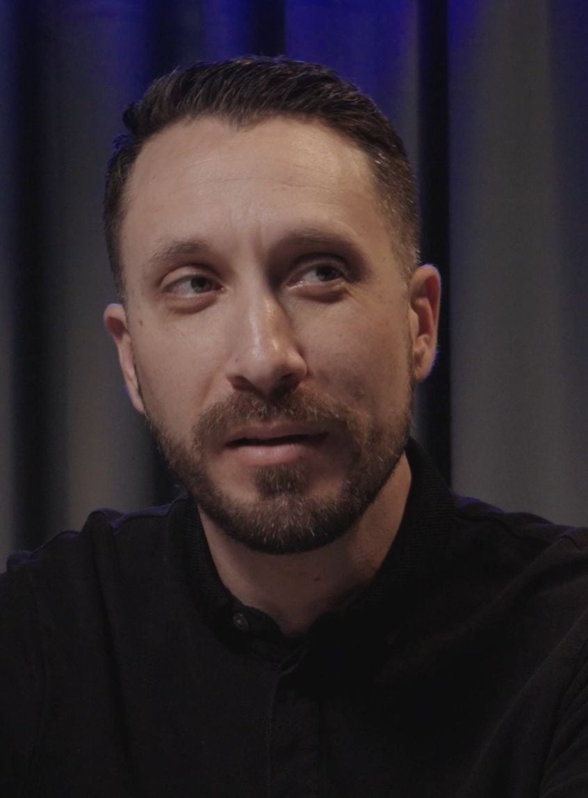 AI vs. Humans: Who wins at AskGamblers?